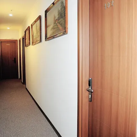 Hotel One