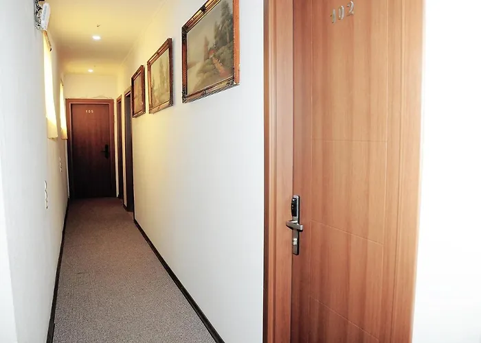 Hotel One