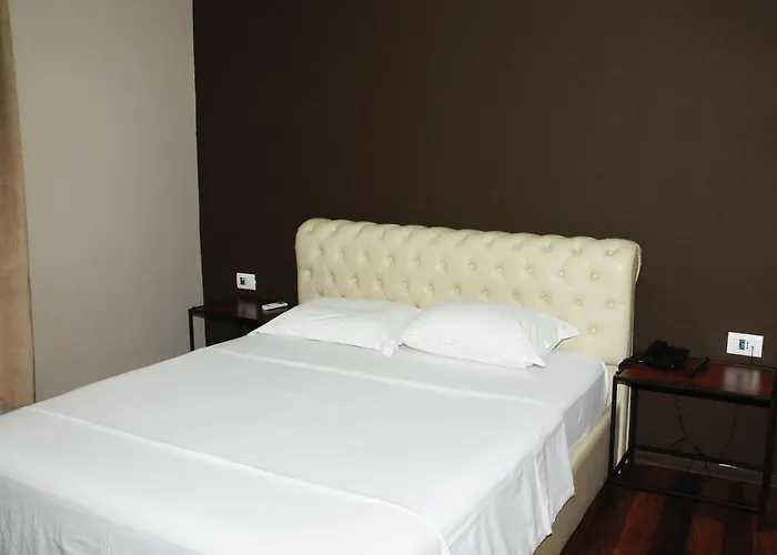 One Hotel 2*