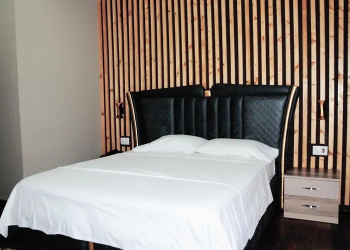 One Szálloda Tirana